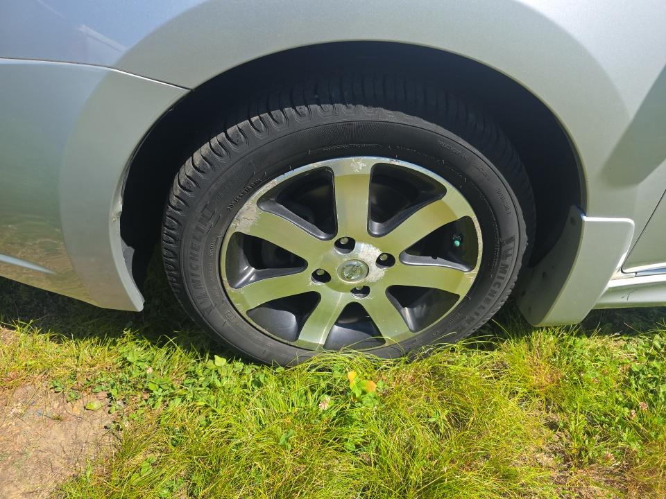 NISSAN SENTRA - 9