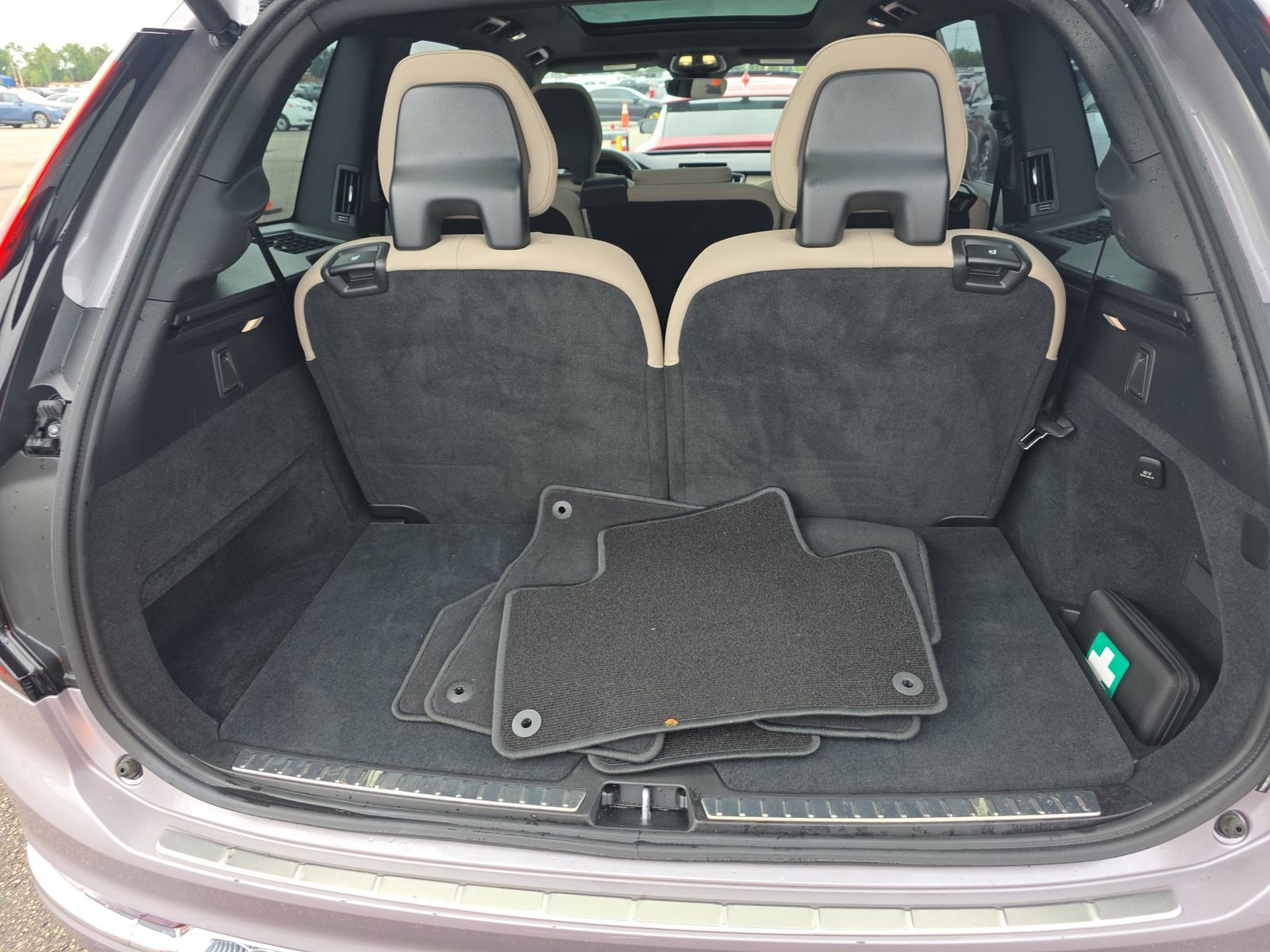 2026 Volvo XC90 B6 Plus FWD