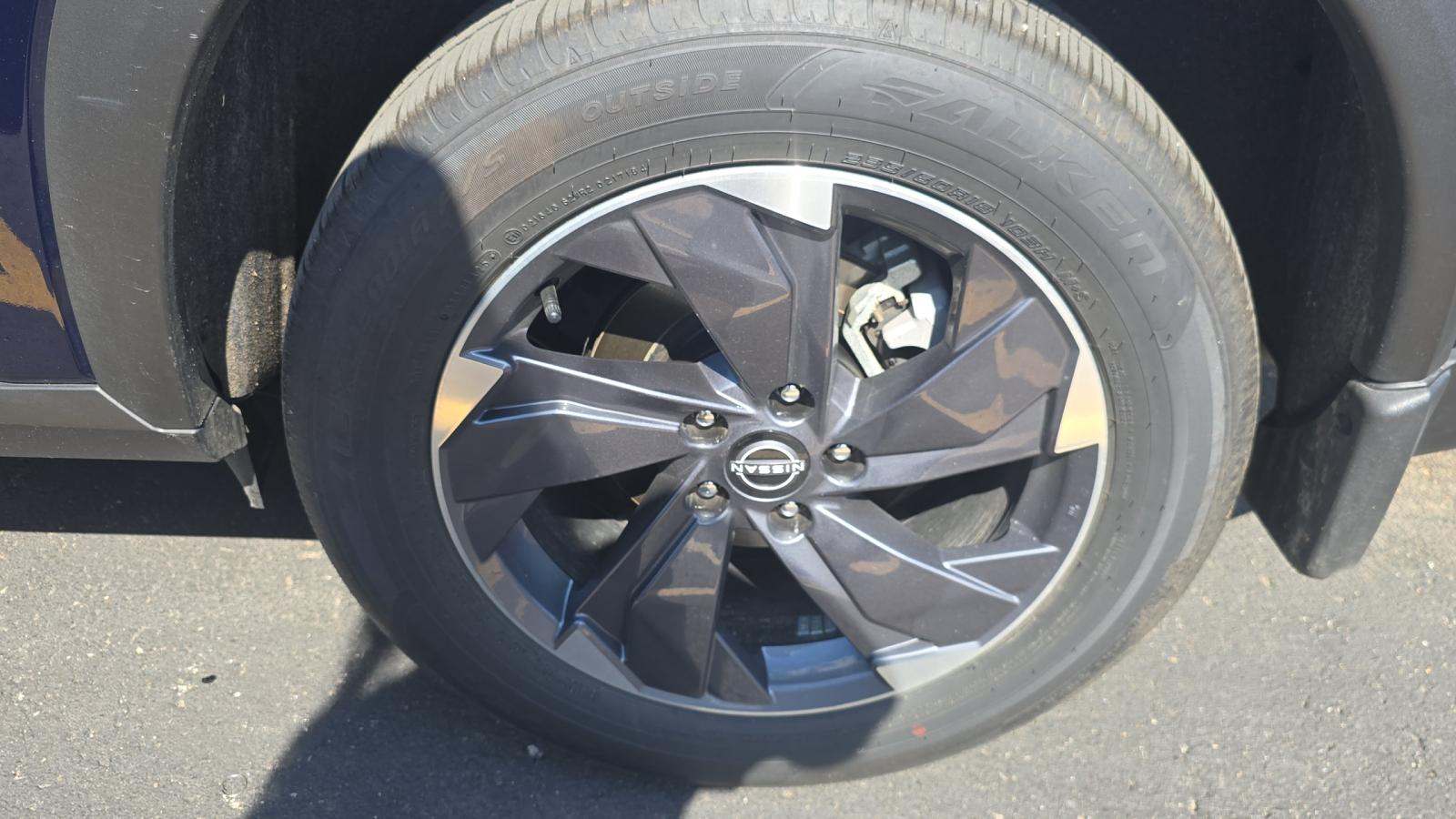 2026 Nissan Rogue SV FWD