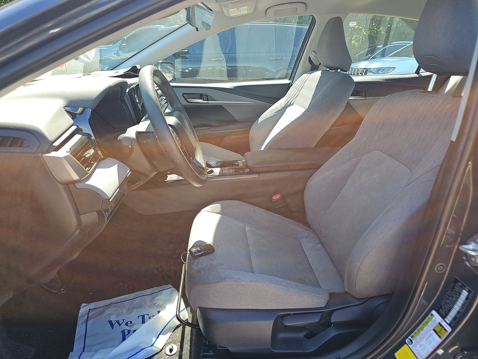 TOYOTA CAMRY - 8