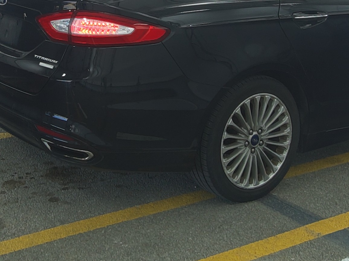 FORD FUSION - 10