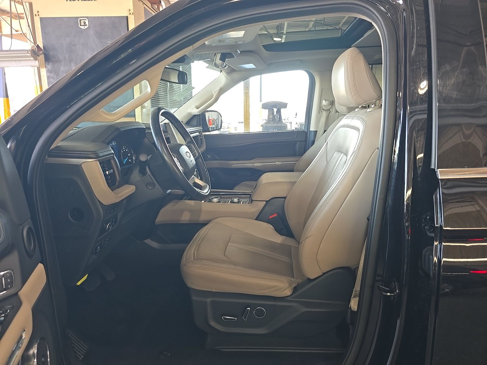 FORD EXPEDITION MAX - 8