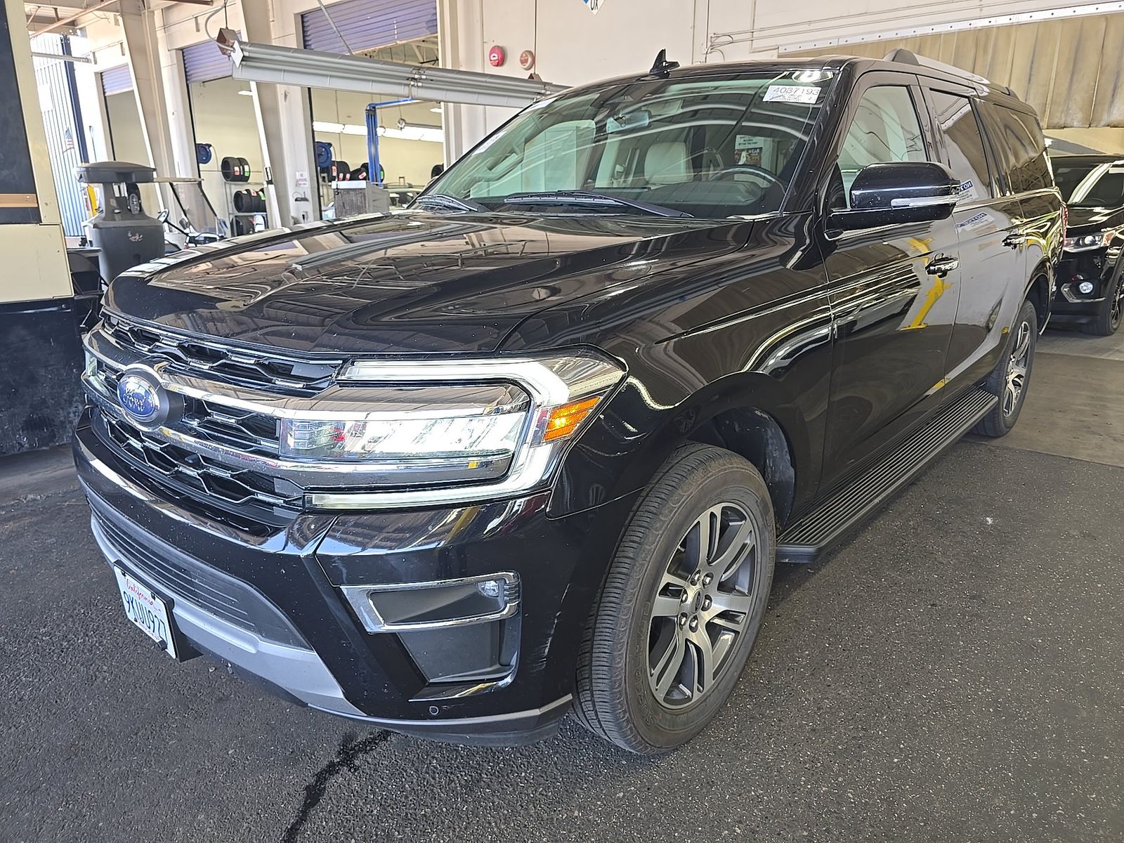 FORD EXPEDITION MAX - 1
