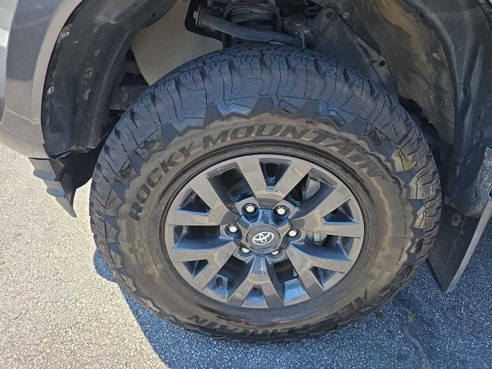 2023 Toyota Tacoma SR5 RWD