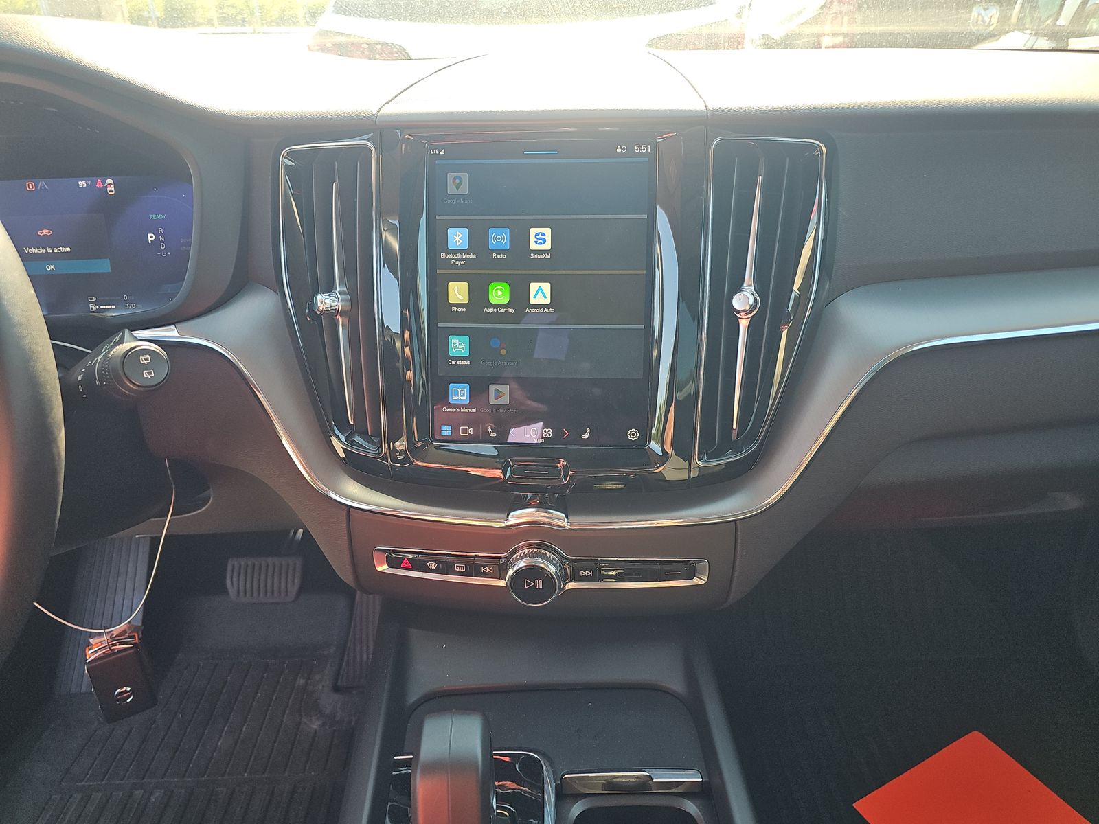 2023 Volvo XC60 Recharge T8 Core AWD