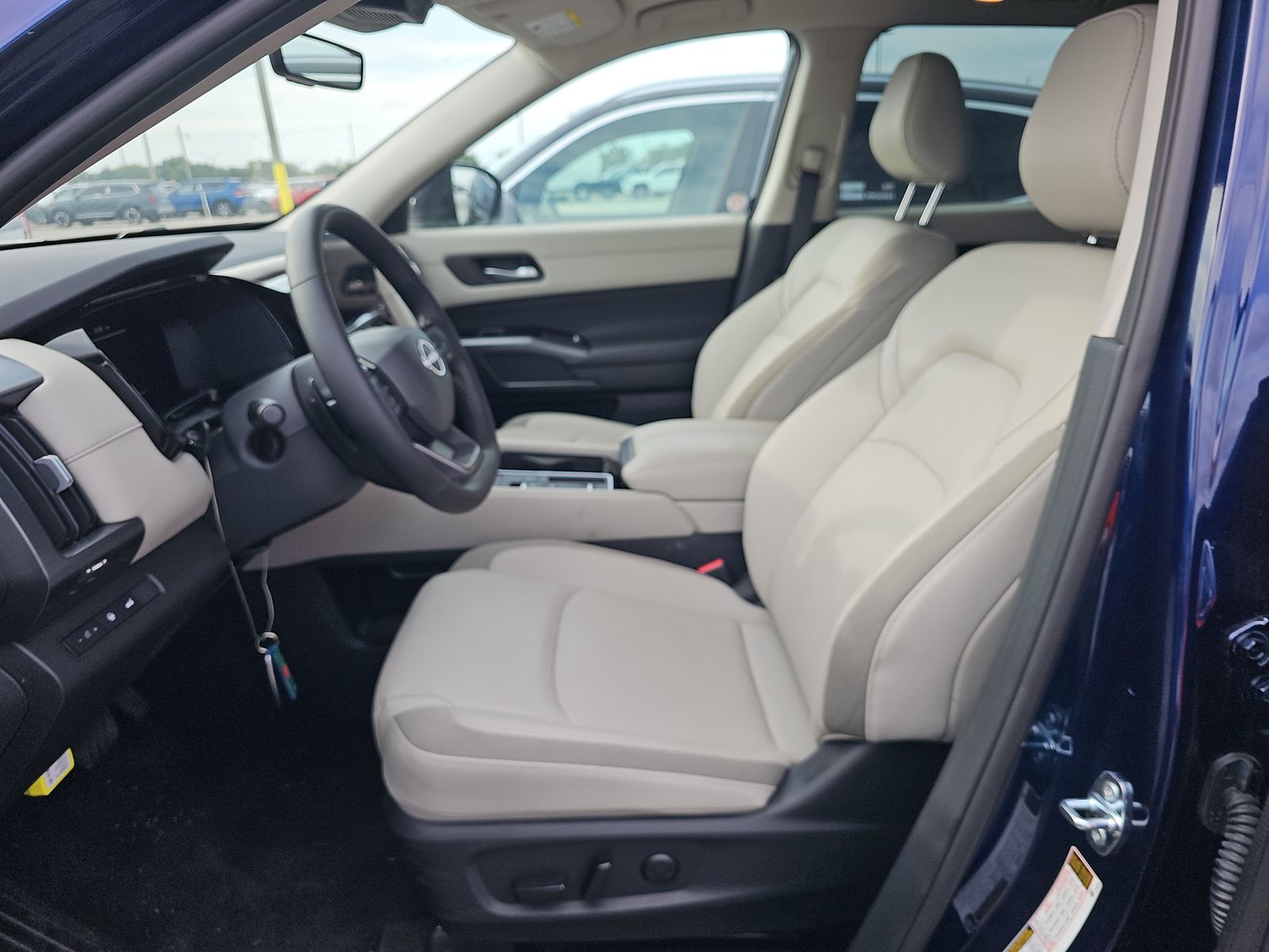 2026 Nissan Pathfinder SL FWD