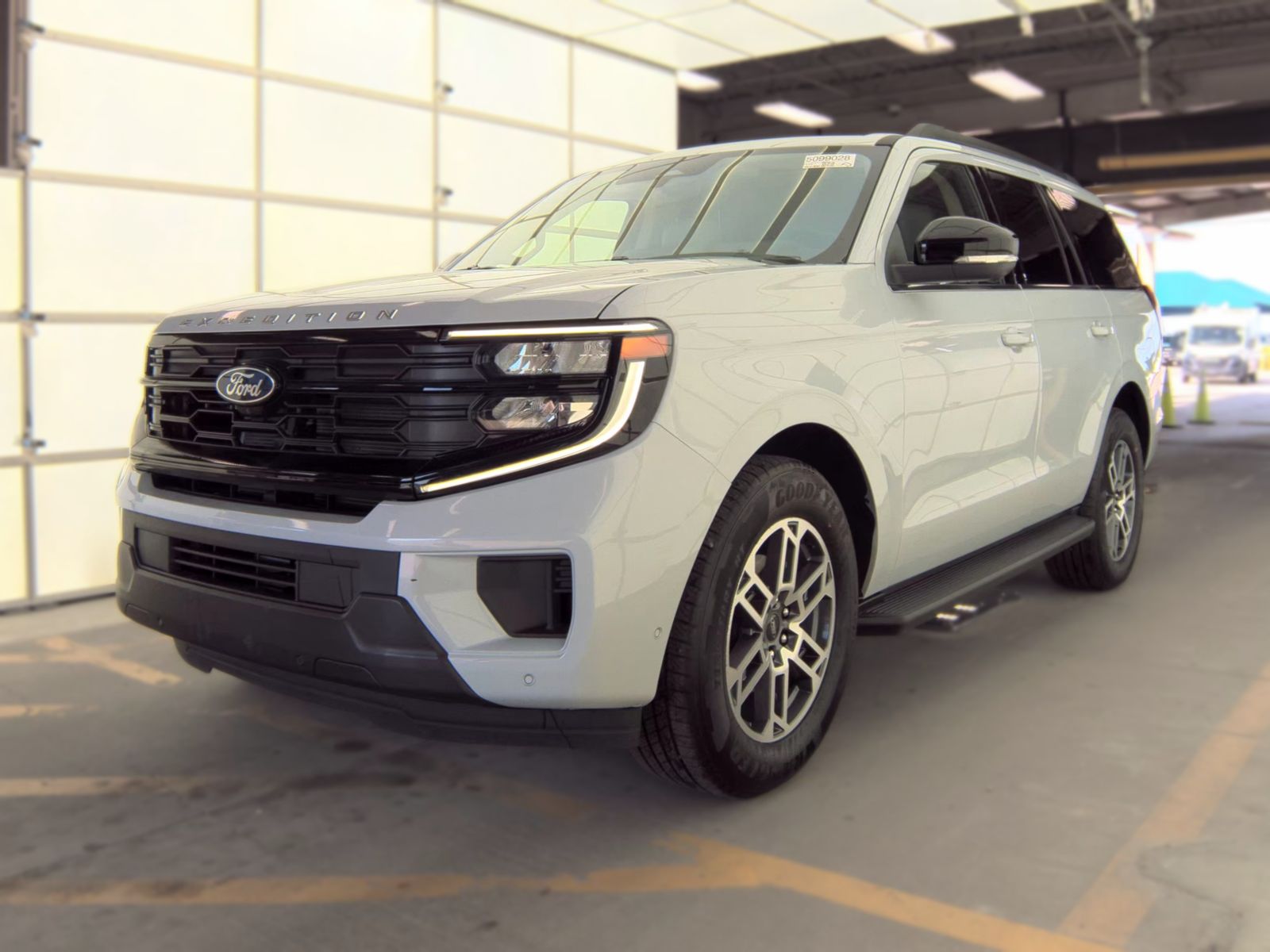FORD EXPEDITION - 1