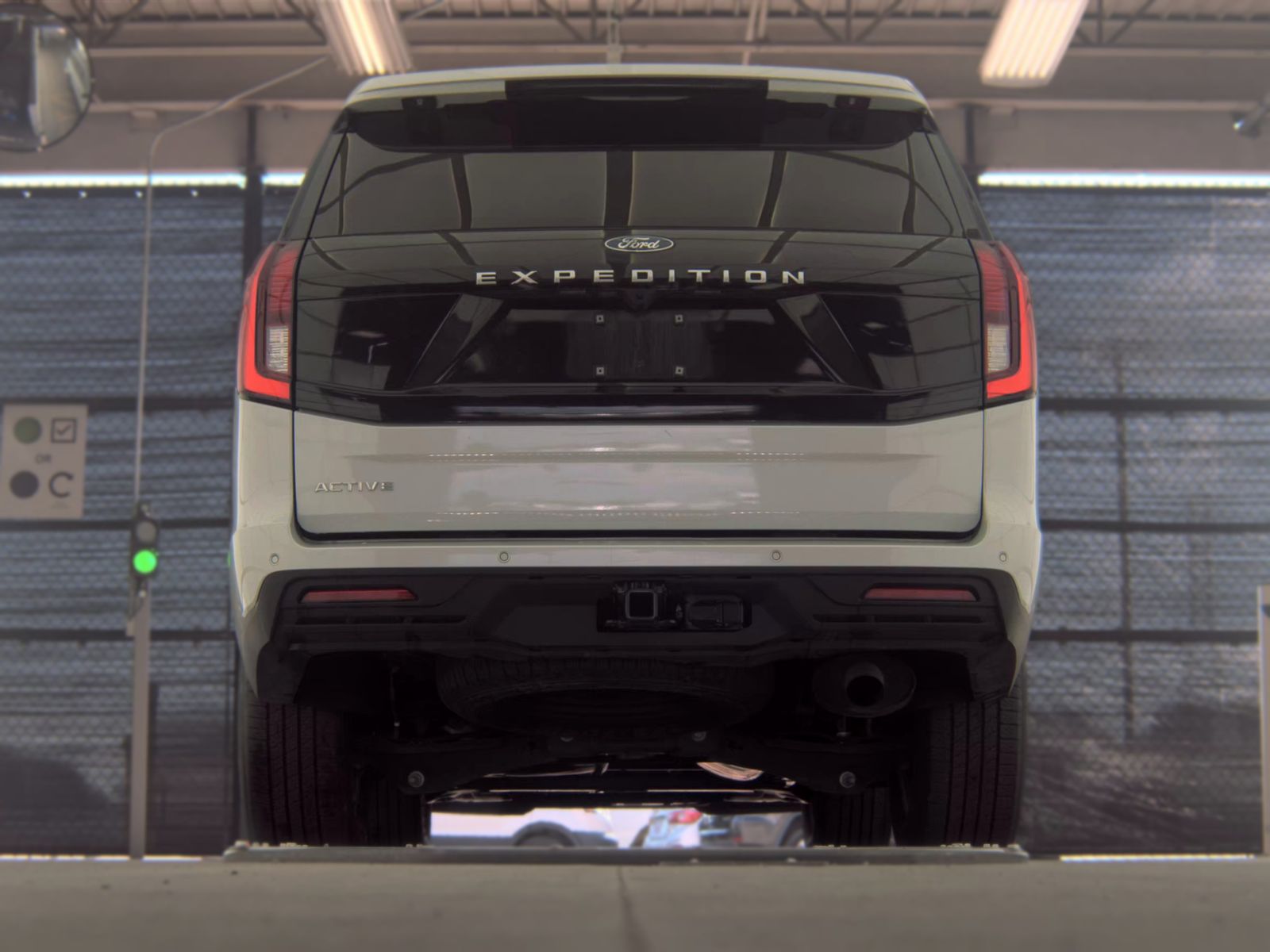 FORD EXPEDITION - 8