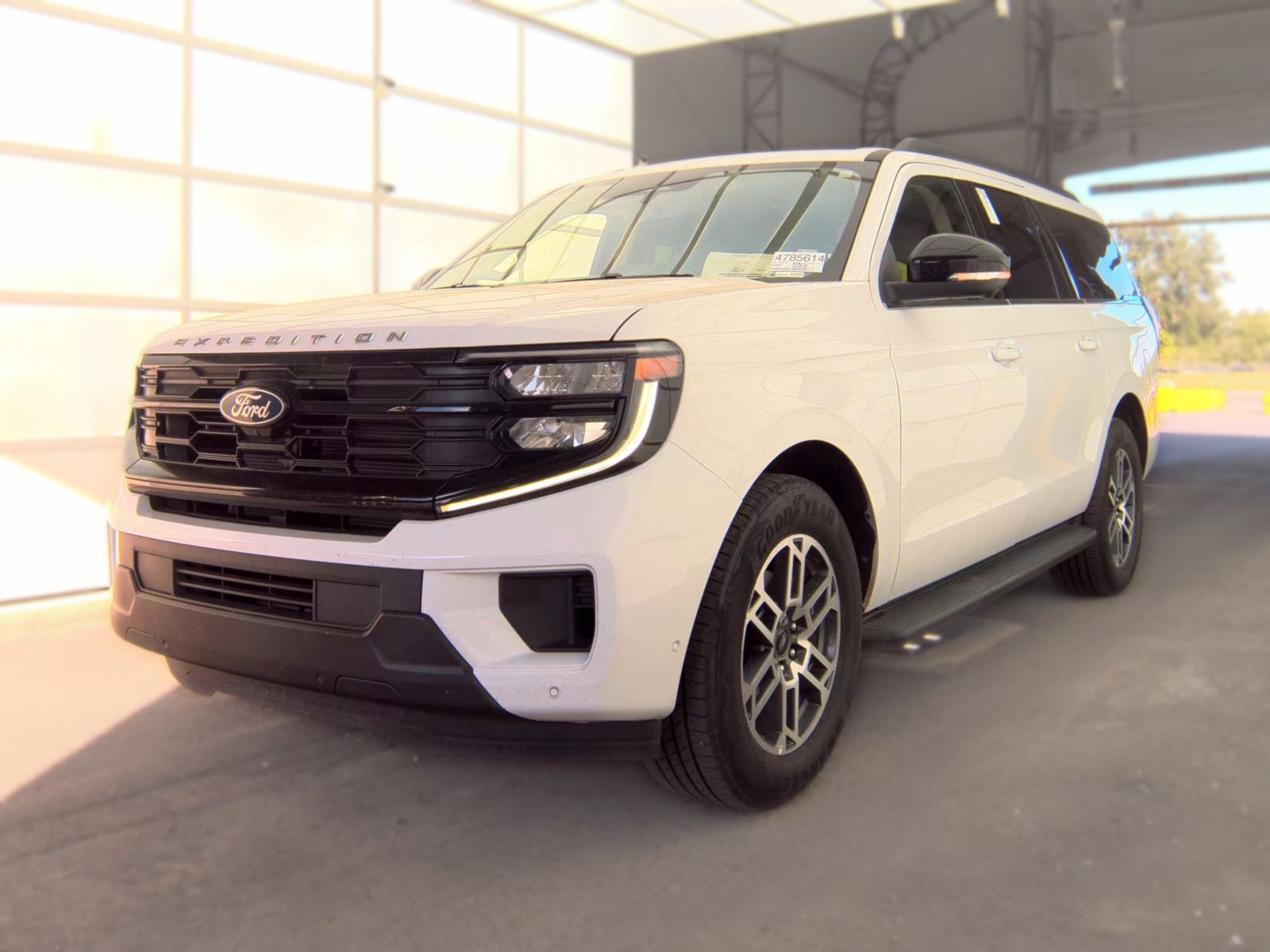 FORD EXPEDITION MAX - 1