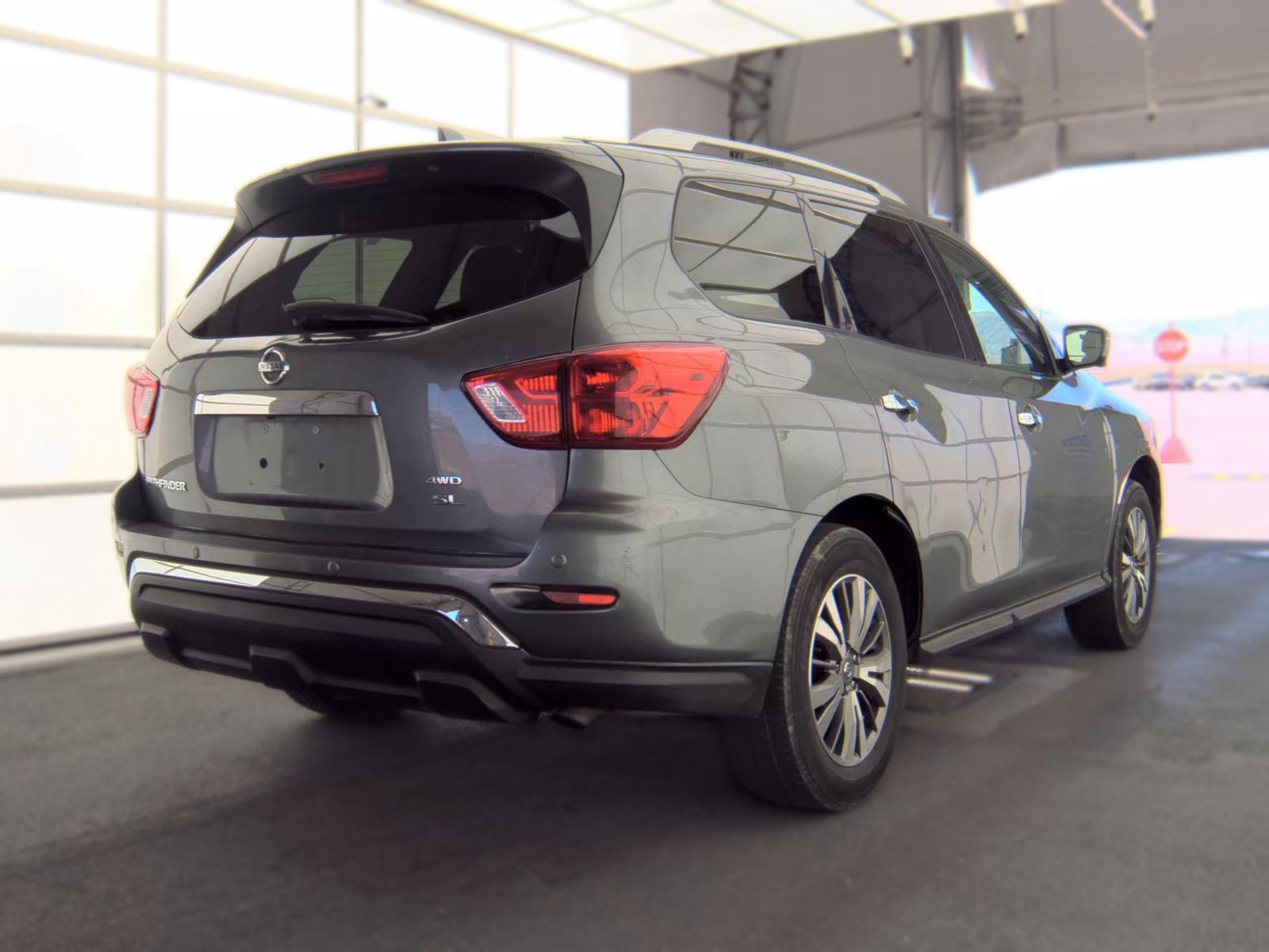 2020 Nissan Pathfinder SL AWD