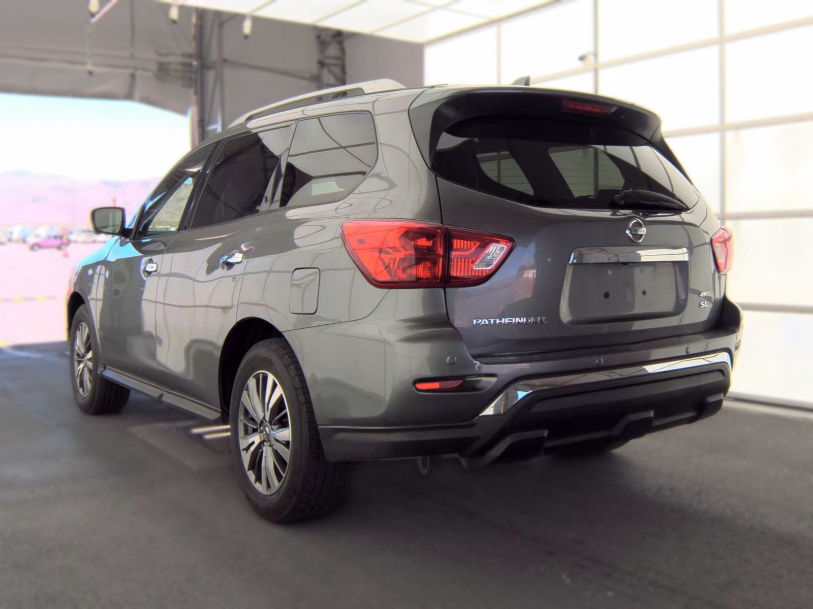 2020 Nissan Pathfinder SL AWD