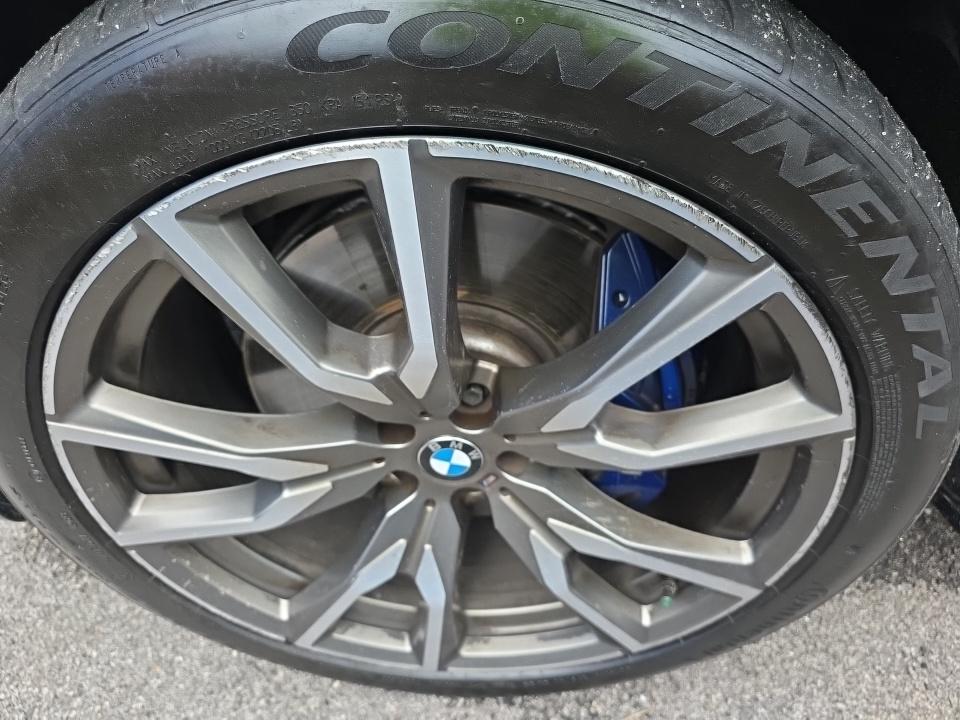 2020 BMW X7 M50i AWD