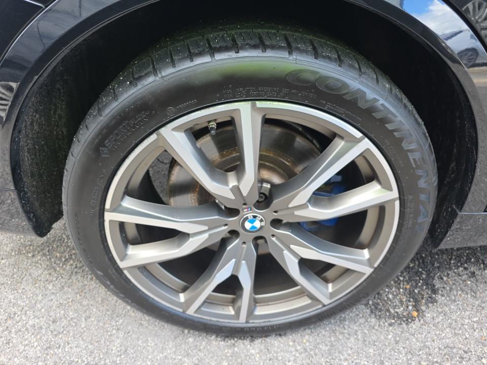 2020 BMW X7 M50i AWD
