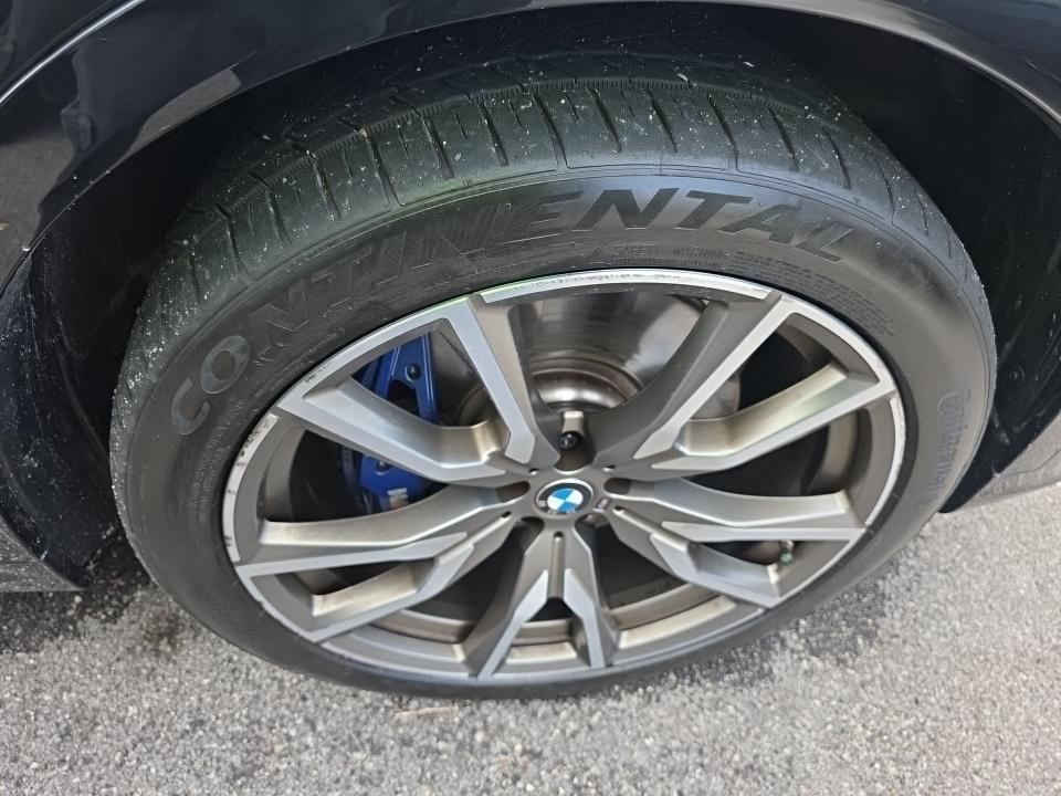 2020 BMW X7 M50i AWD