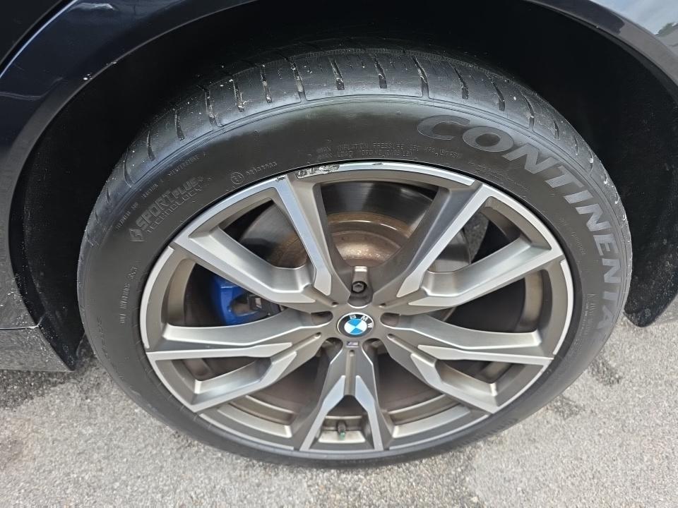 2020 BMW X7 M50i AWD