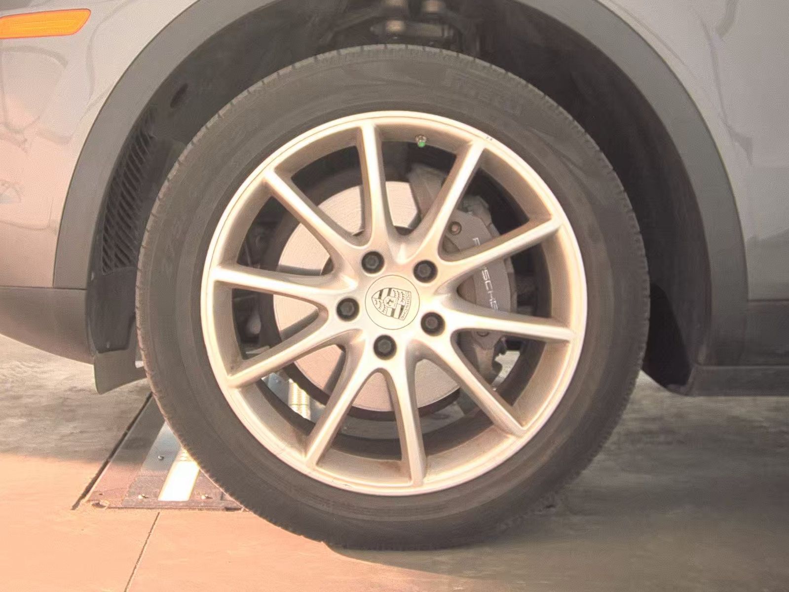 PORSCHE CAYENNE - 10