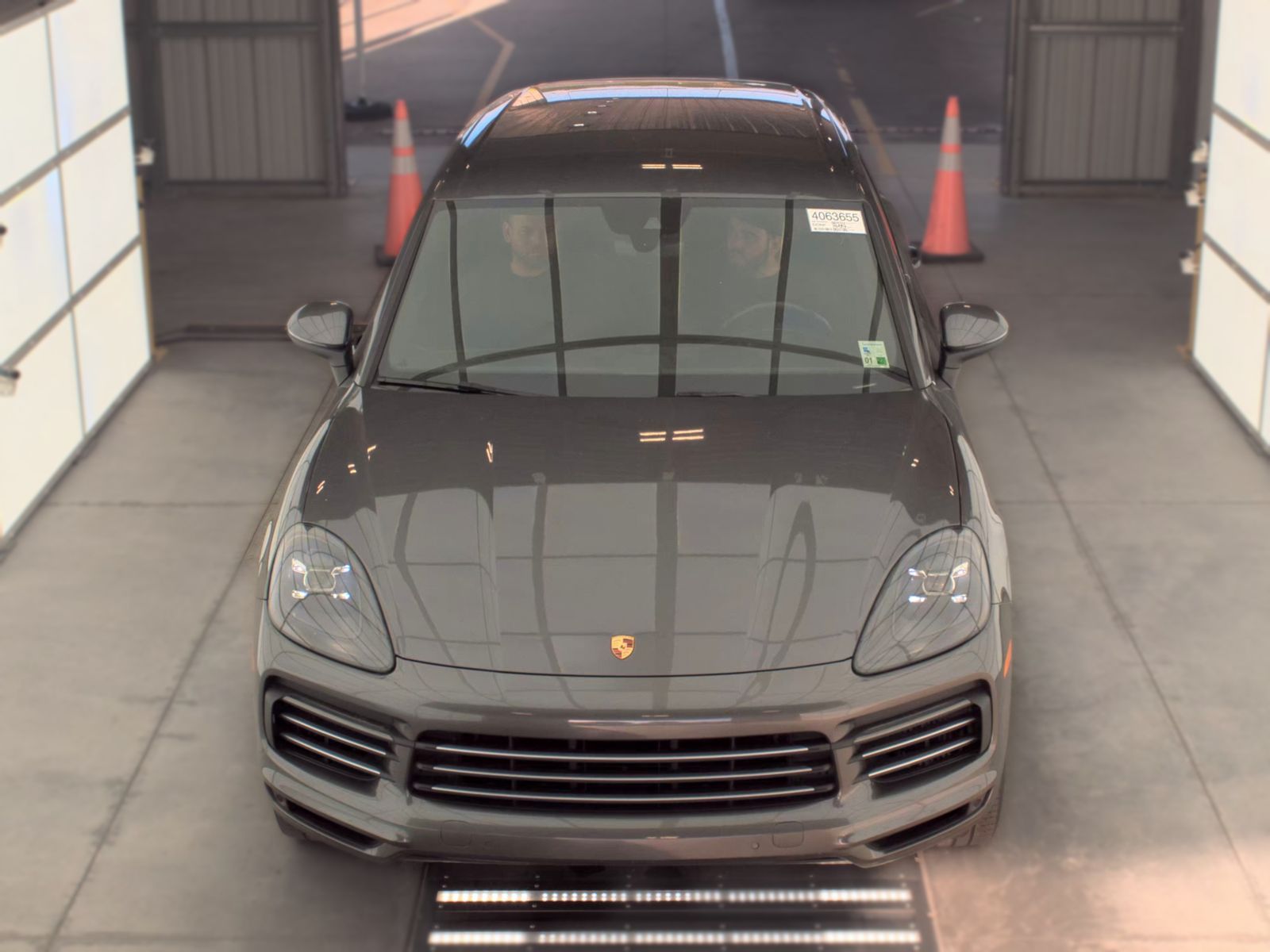 PORSCHE CAYENNE - 3