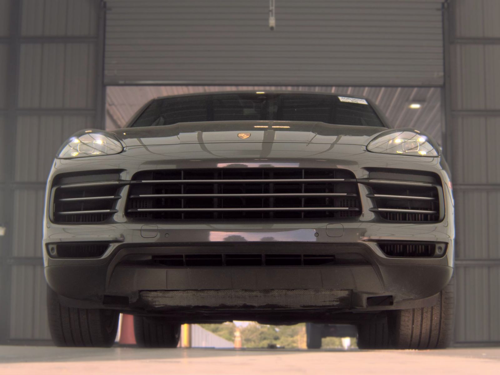 PORSCHE CAYENNE - 4