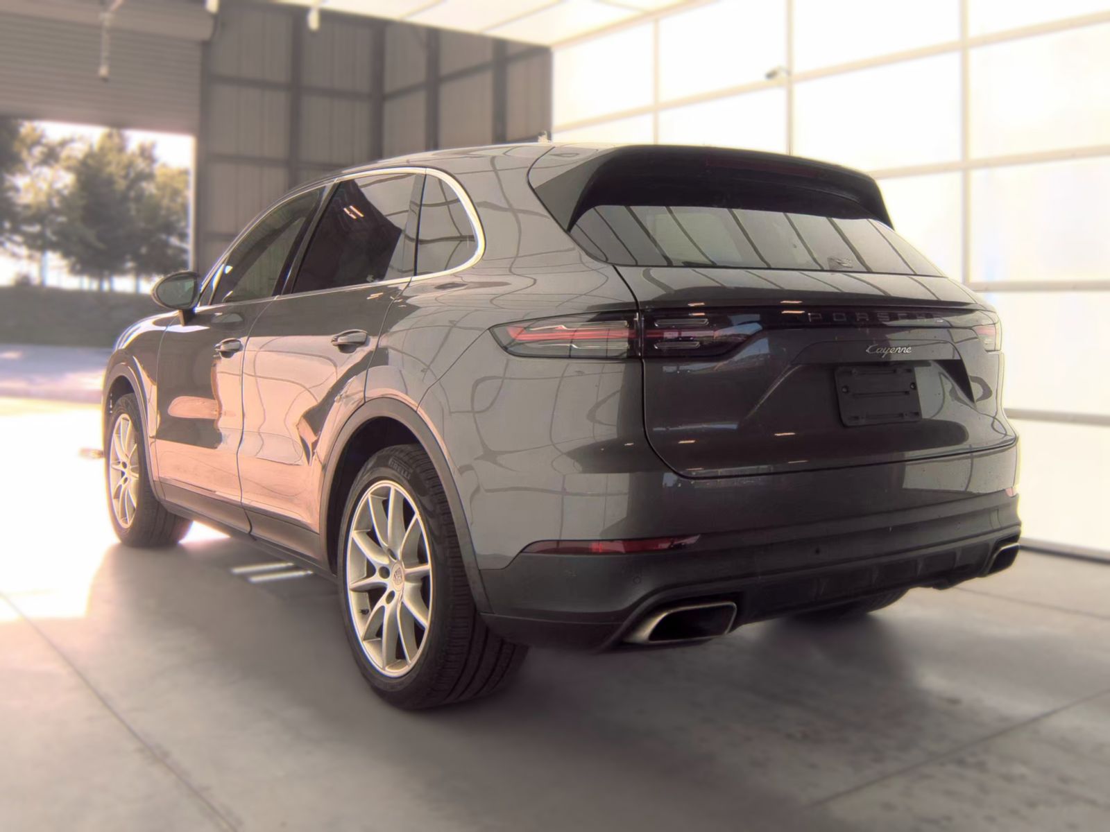 PORSCHE CAYENNE - 9