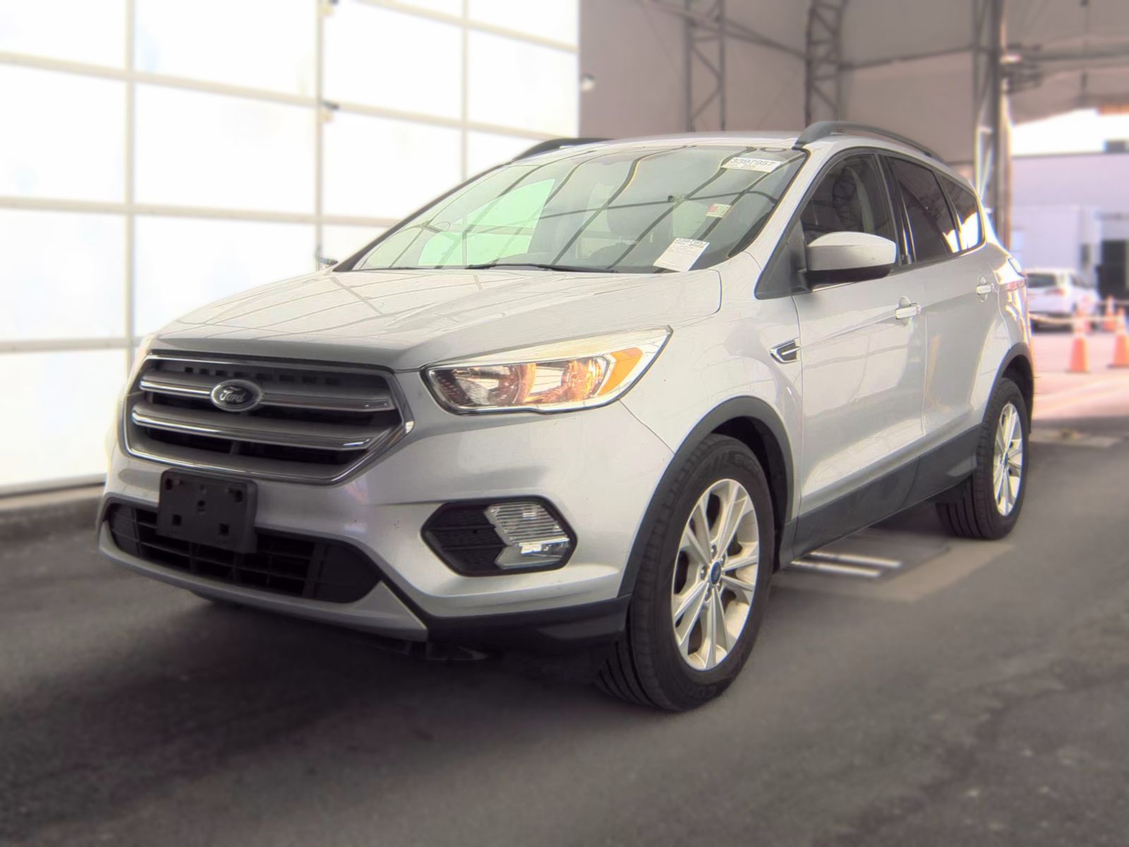 FORD ESCAPE - 1