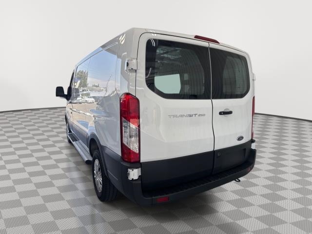 FORD TRANSIT 250 - 3