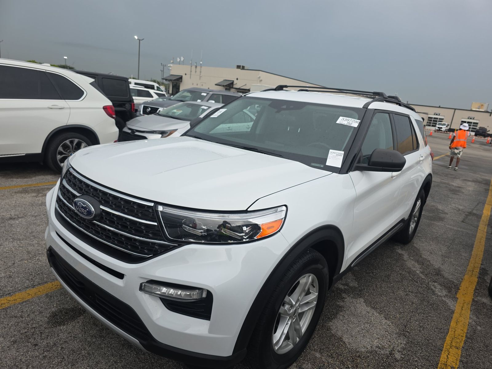 FORD EXPLORER - 1