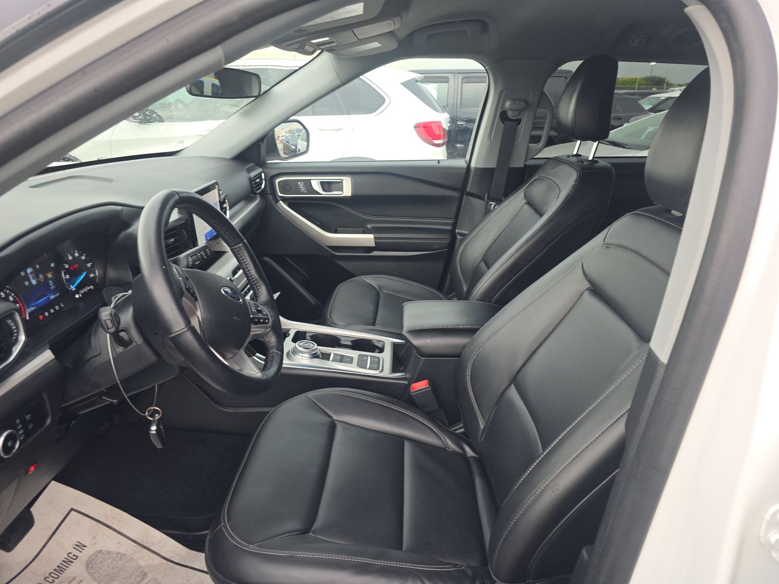 FORD EXPLORER - 8