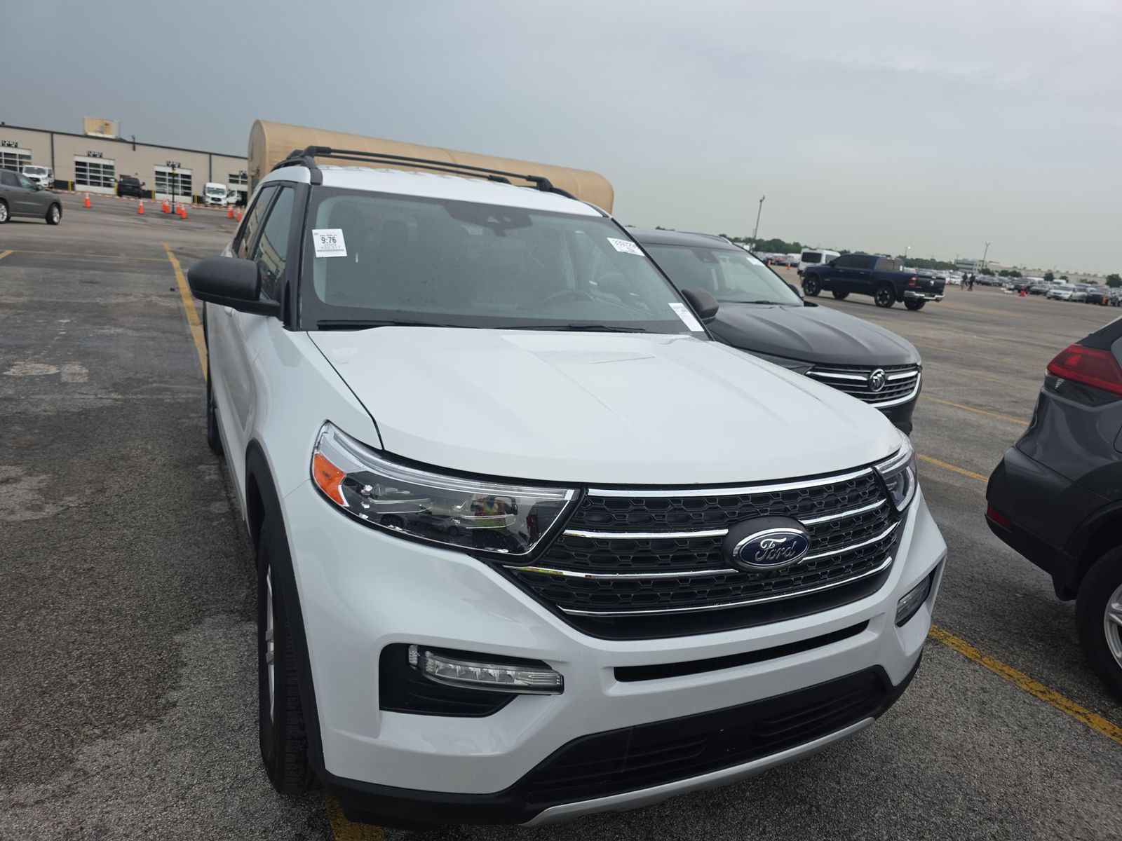 FORD EXPLORER - 3