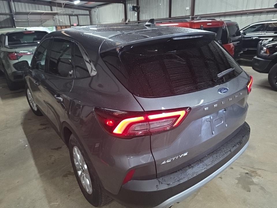 FORD ESCAPE - 7