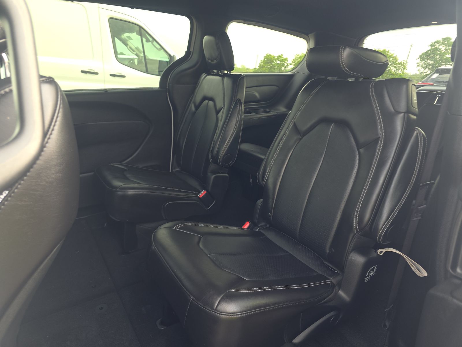 2025 Chrysler Pacifica Select FWD