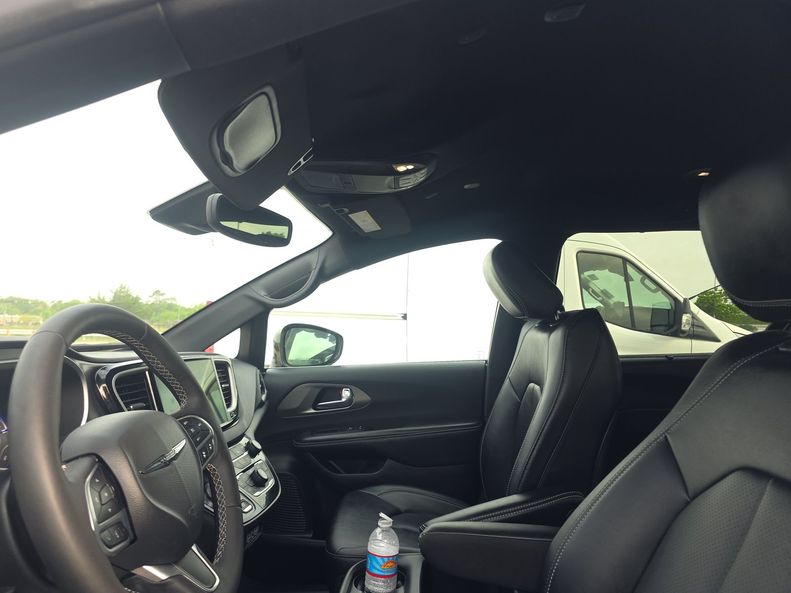 2025 Chrysler Pacifica Select FWD