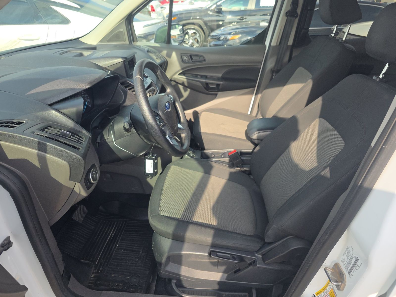FORD TRANSIT CONNECT - 8