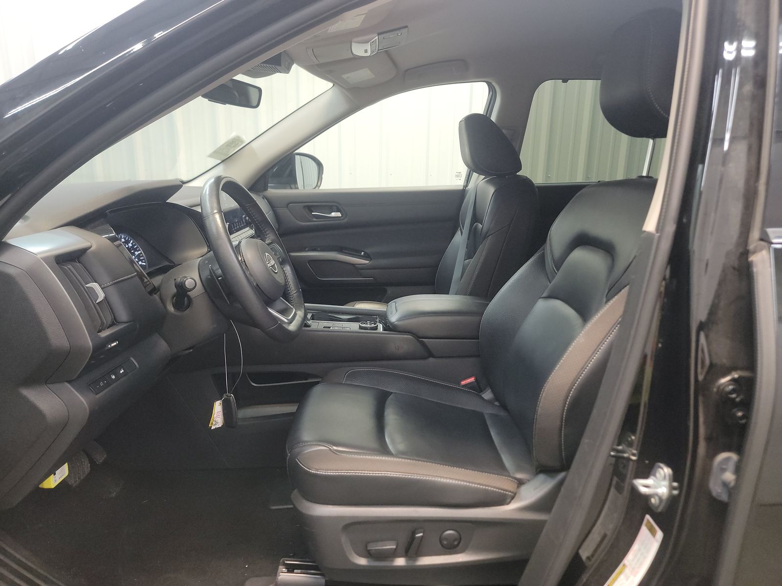 2023 Nissan Pathfinder SL AWD