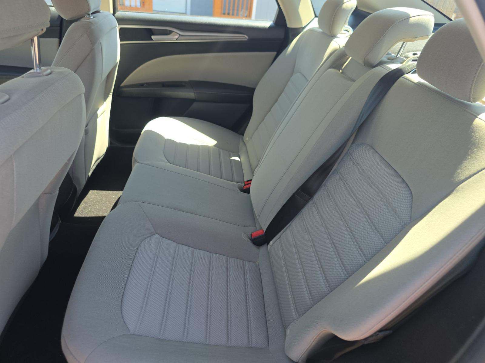 FORD FUSION - 8
