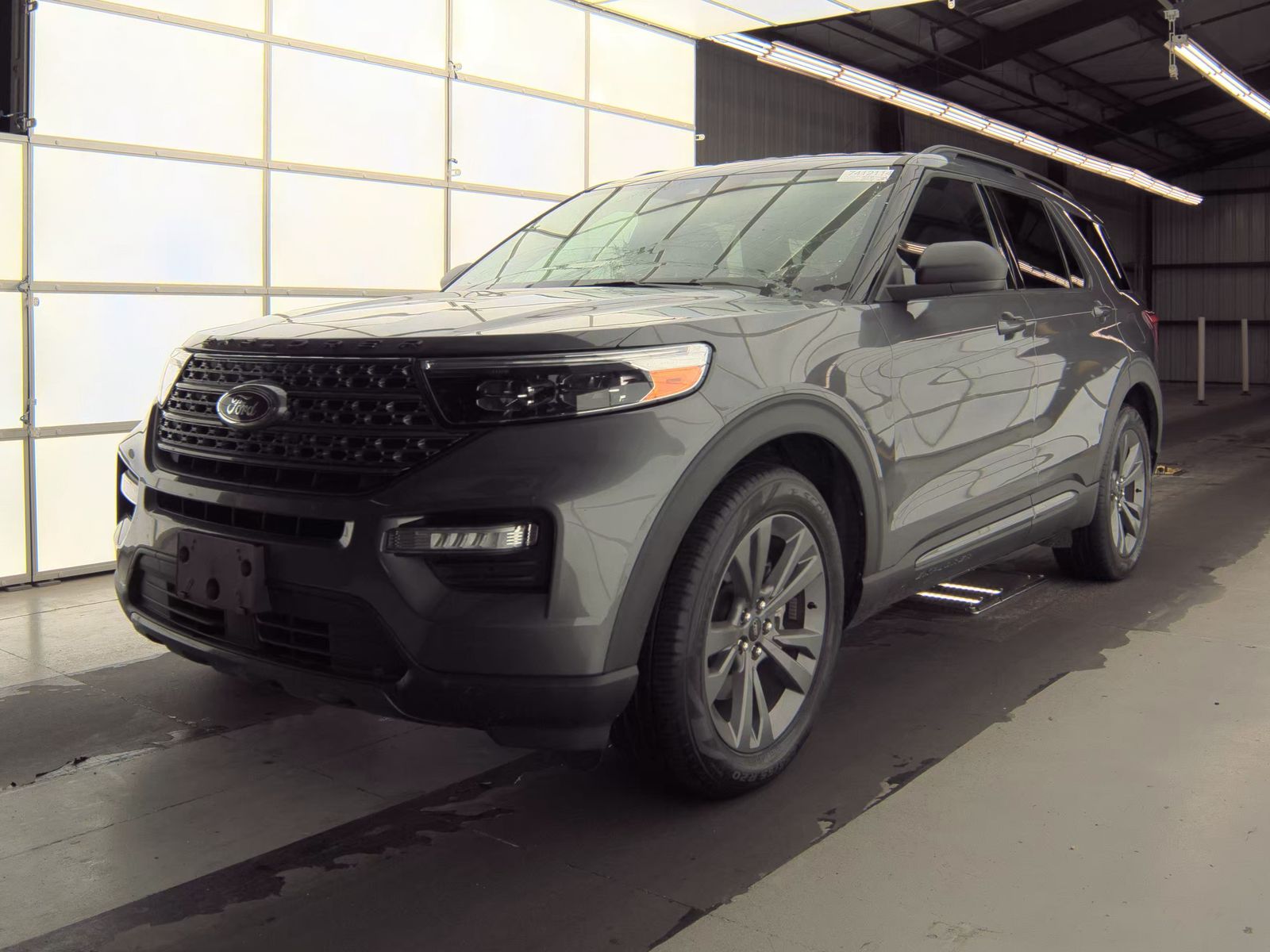 FORD EXPLORER - 1