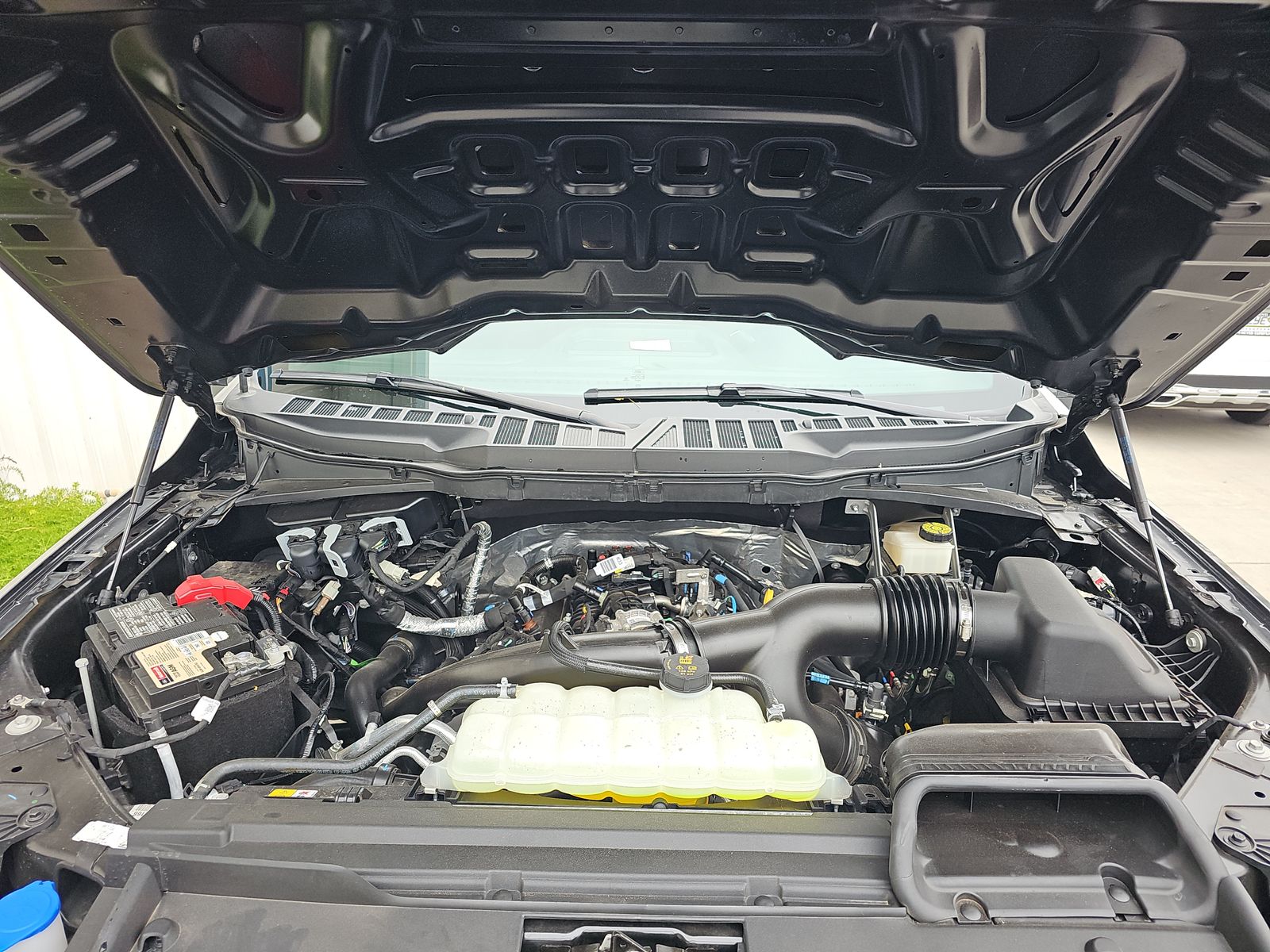 2024 Ford F-150 STX AWD