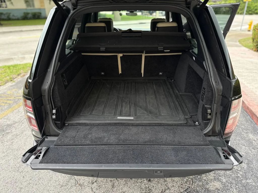 2021 Land Rover Range Rover Westminster AWD