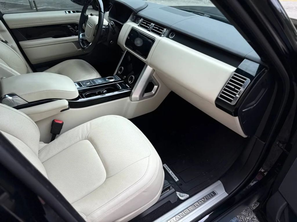2021 Land Rover Range Rover Westminster AWD