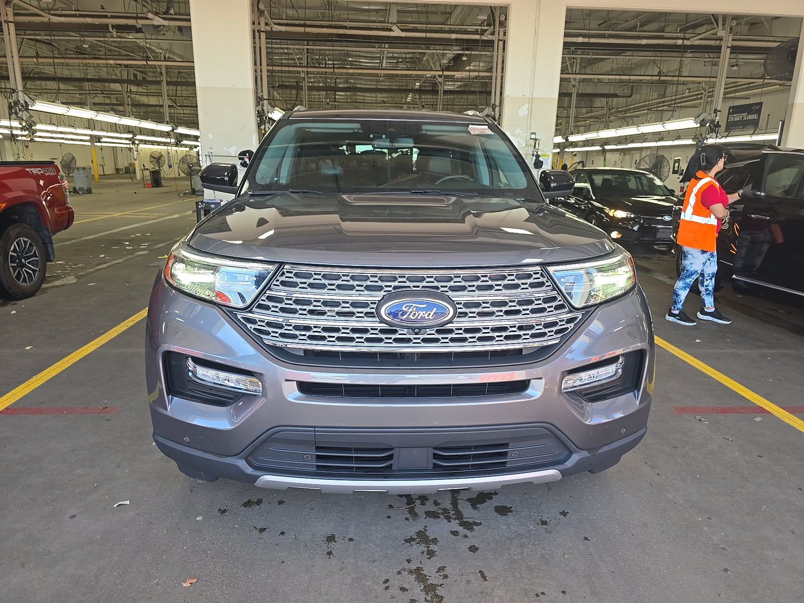 FORD EXPLORER - 3