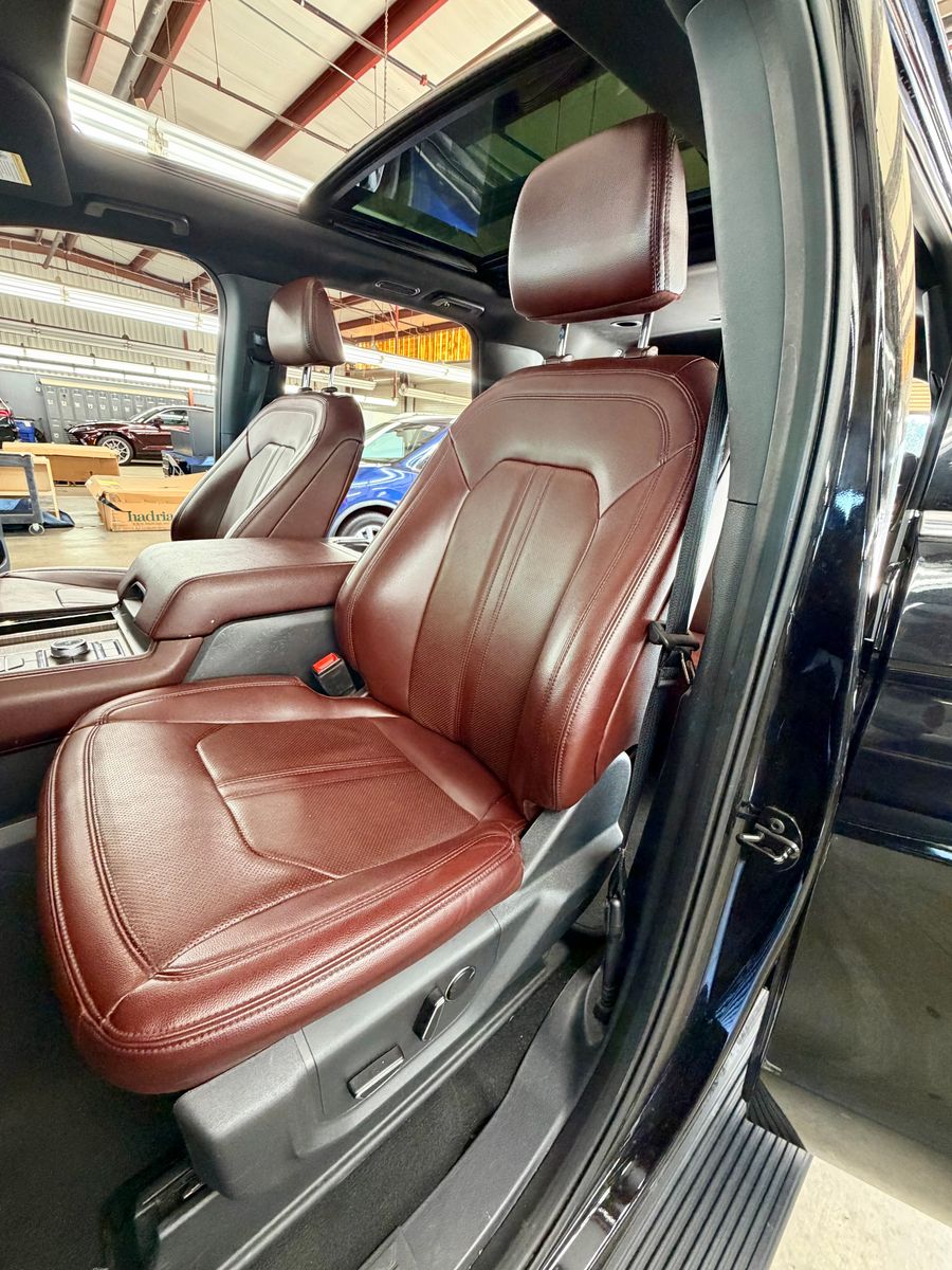 FORD EXPEDITION - 10