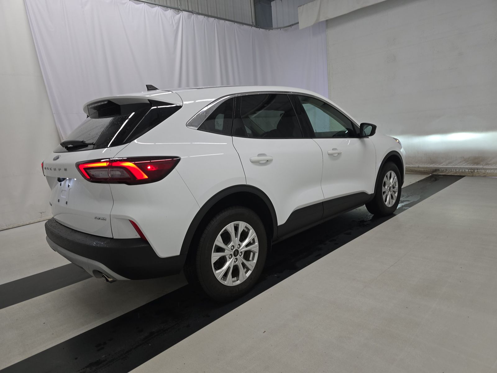 FORD ESCAPE - 5