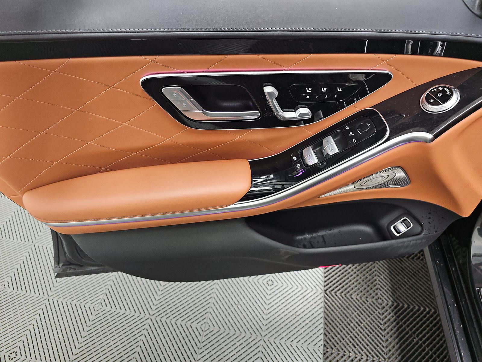 MERCEDES-BENZ S-CLASS - 10