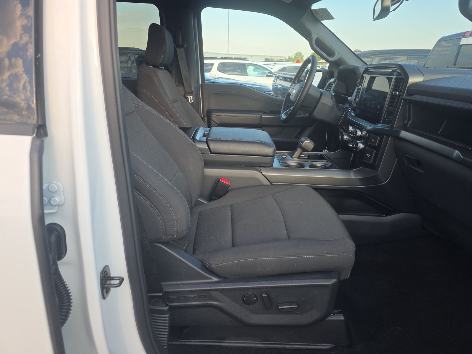 2024 Ford F-150 Hybrid XLT AWD
