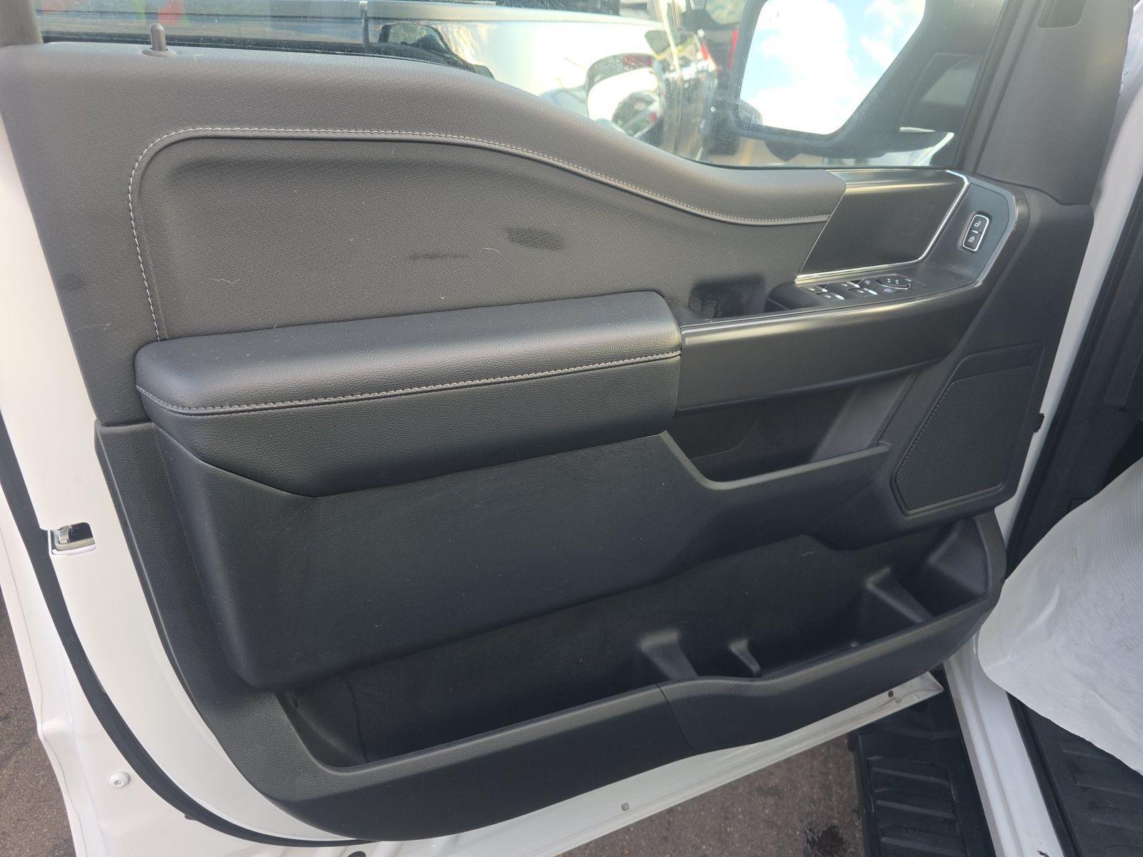 2024 Ford F-150 Hybrid XLT AWD