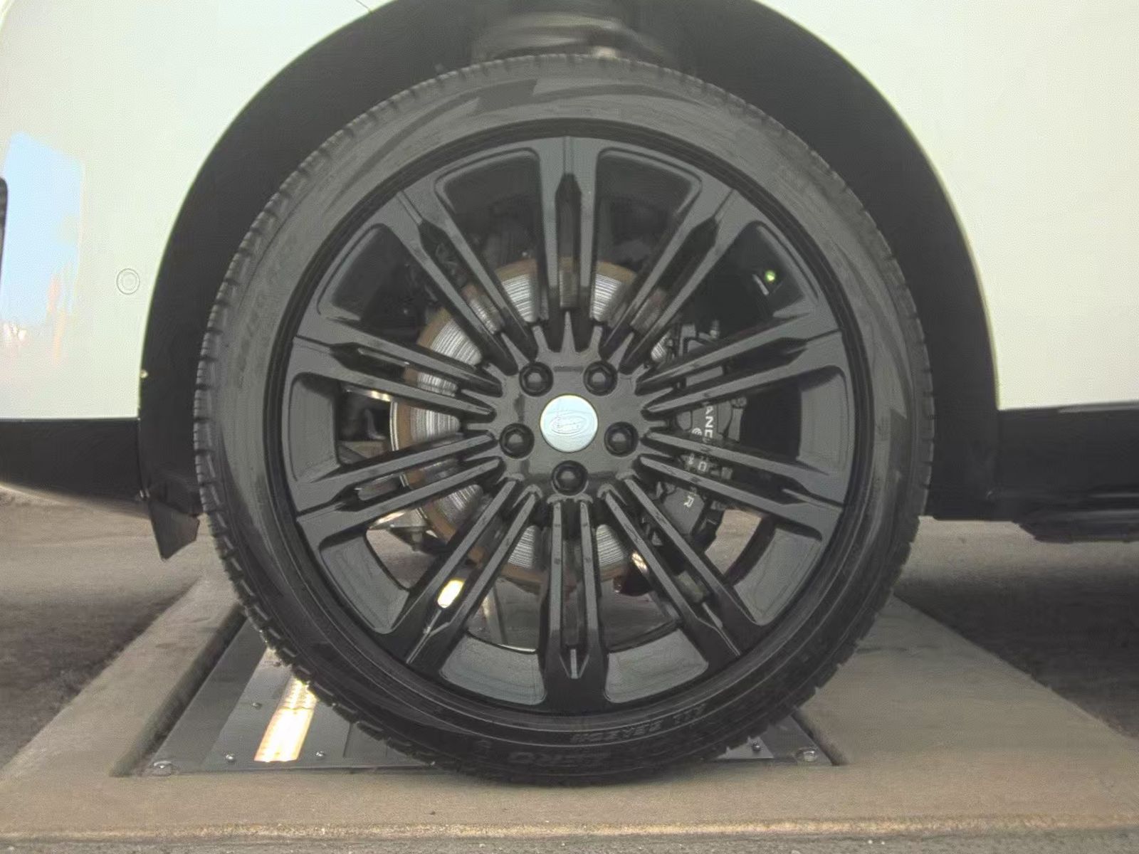 LAND ROVER RANGE ROVER - 10