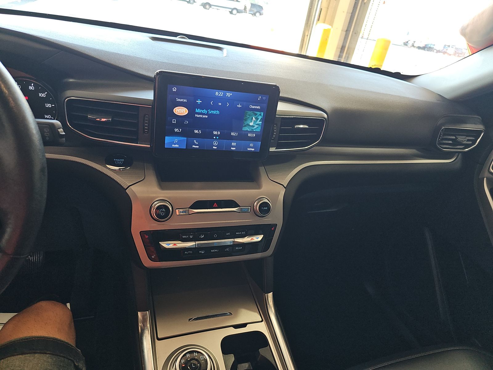 FORD EXPLORER - 6