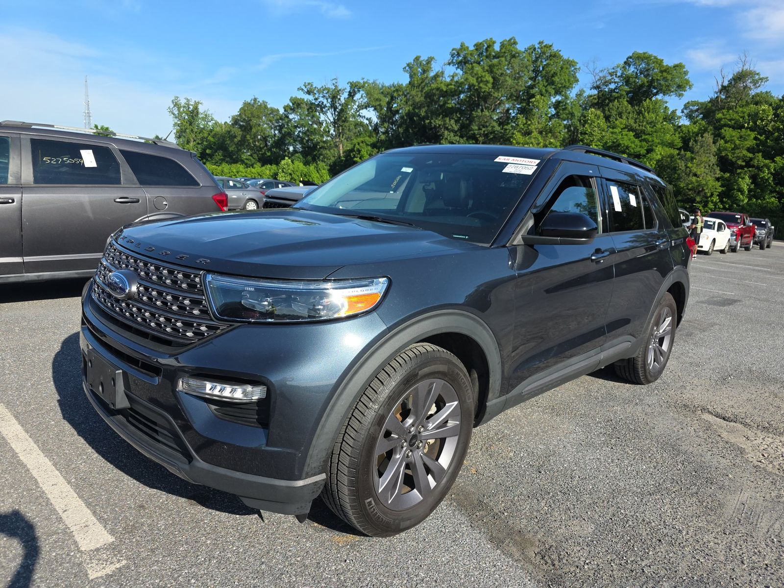 FORD EXPLORER - 1