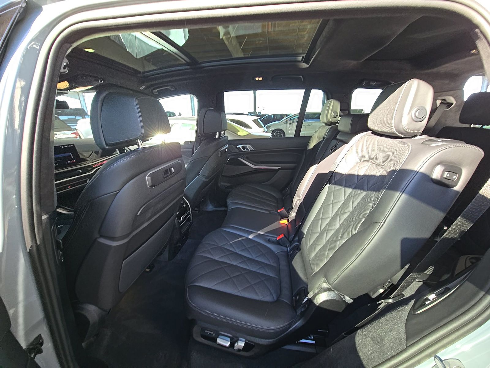 2026 BMW X7 xDrive40i AWD