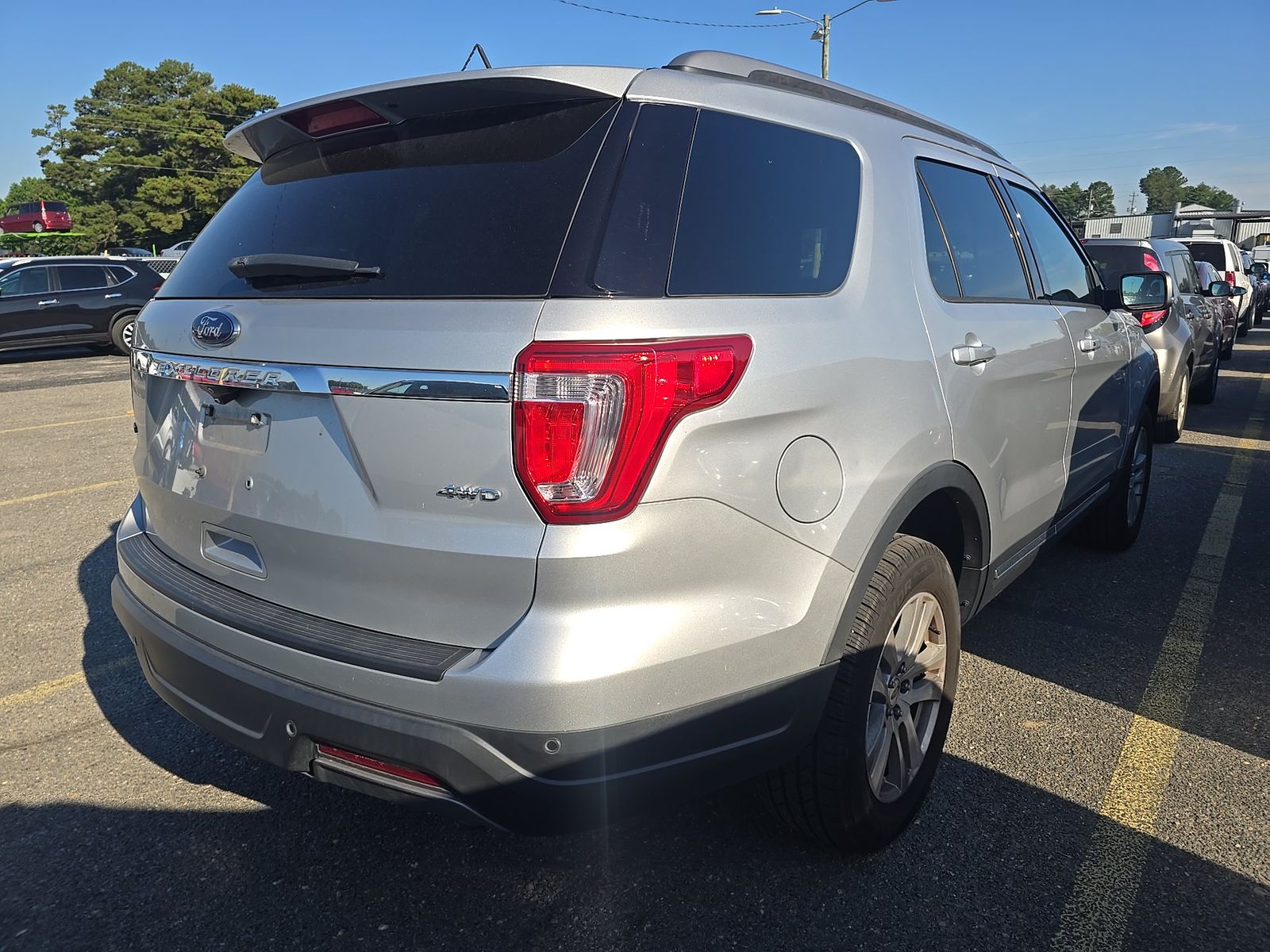 FORD EXPLORER - 5