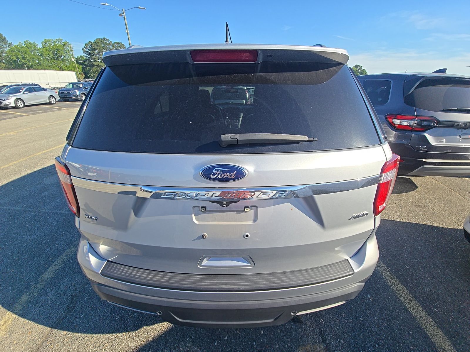 FORD EXPLORER - 6
